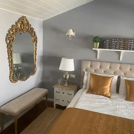 Apartment At The Foot Of The Alhambra *