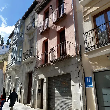 Apartment At The Foot Of The Alhambra *